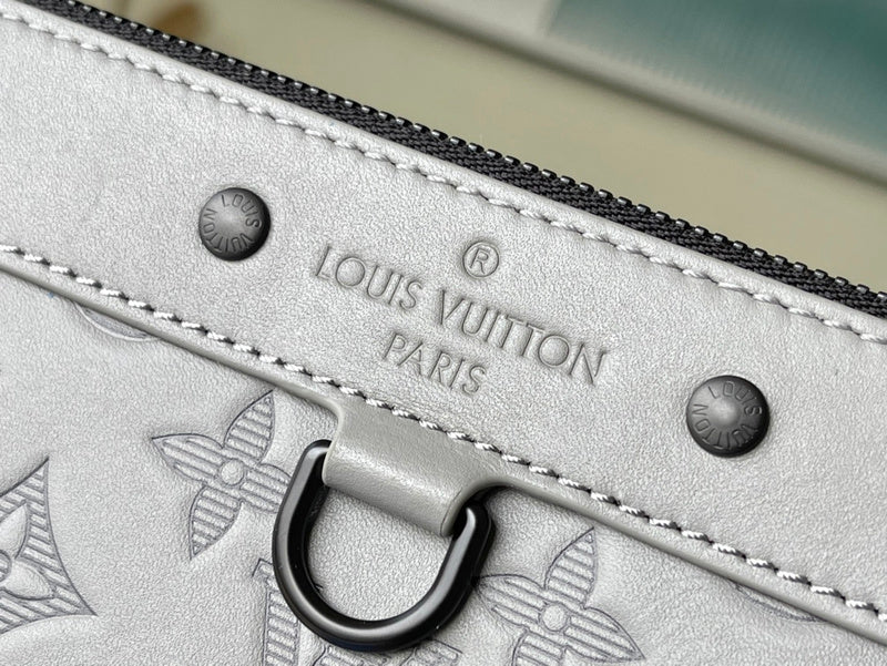 Alice Bags- Louis Vuittons  - 16361