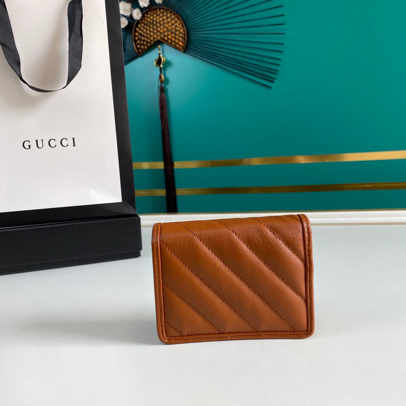 Gucci   Luxury Bags  892