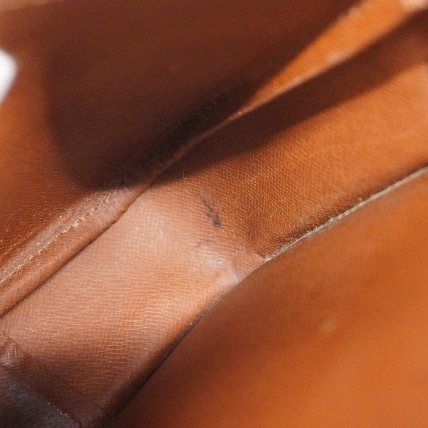 Louis Vuitton  Shoulder Bag