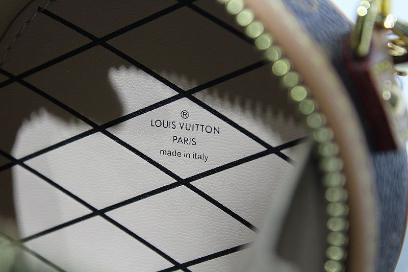 Alice bags - Louis Vuittons  - 9396