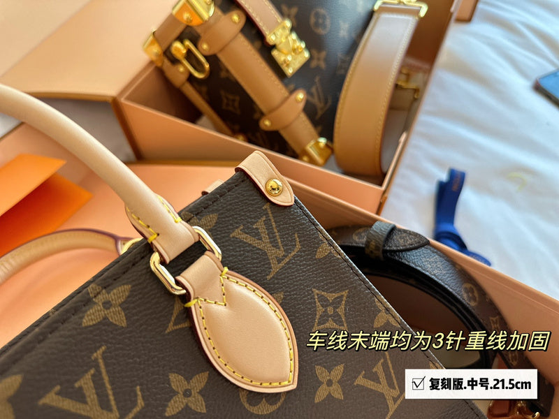 Alice bags - Louis Vuittons  - 15111