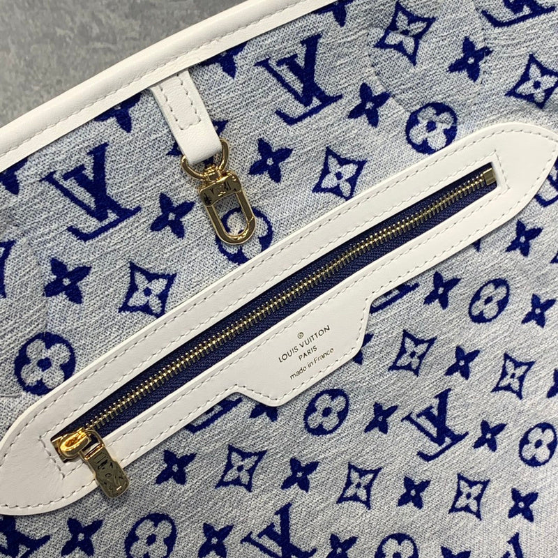 Alice Bags- Louis Vuittons  - 16601