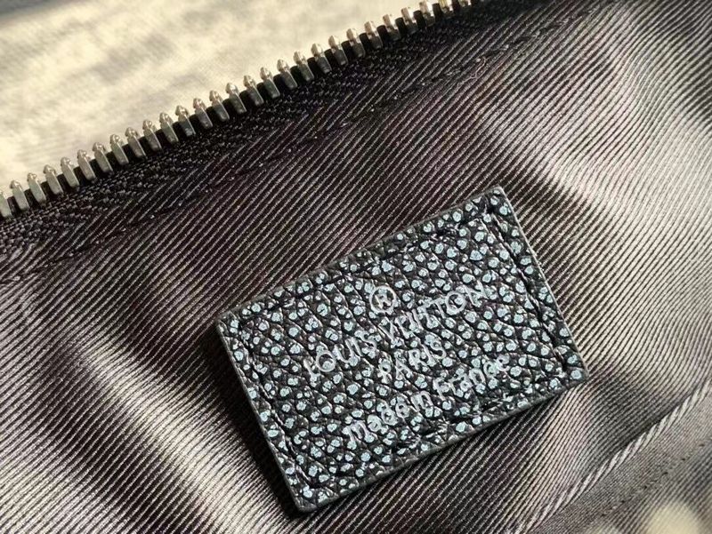 Alice Bags- Louis Vuittons  - 15934