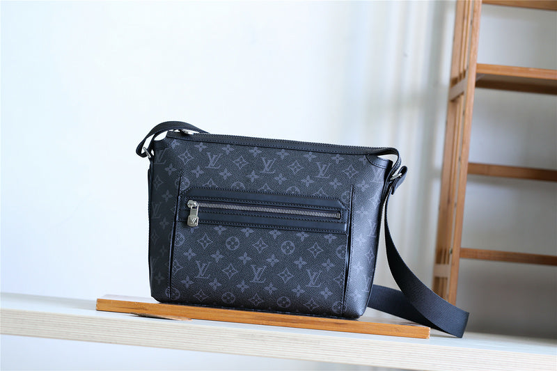 Alice bags - Louis Vuittons  - 10500