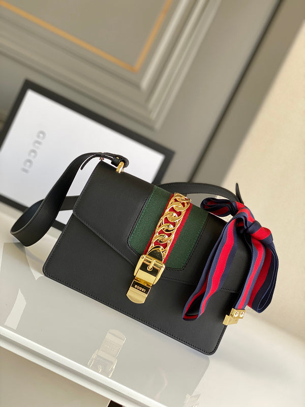 Gucci   Luxury Bags  1303