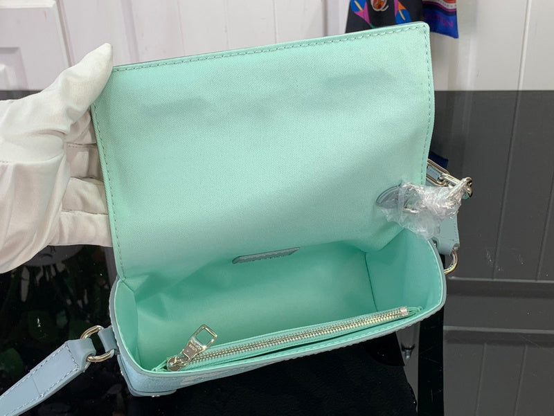 Alice bags - Louis Vuittons  - 15226