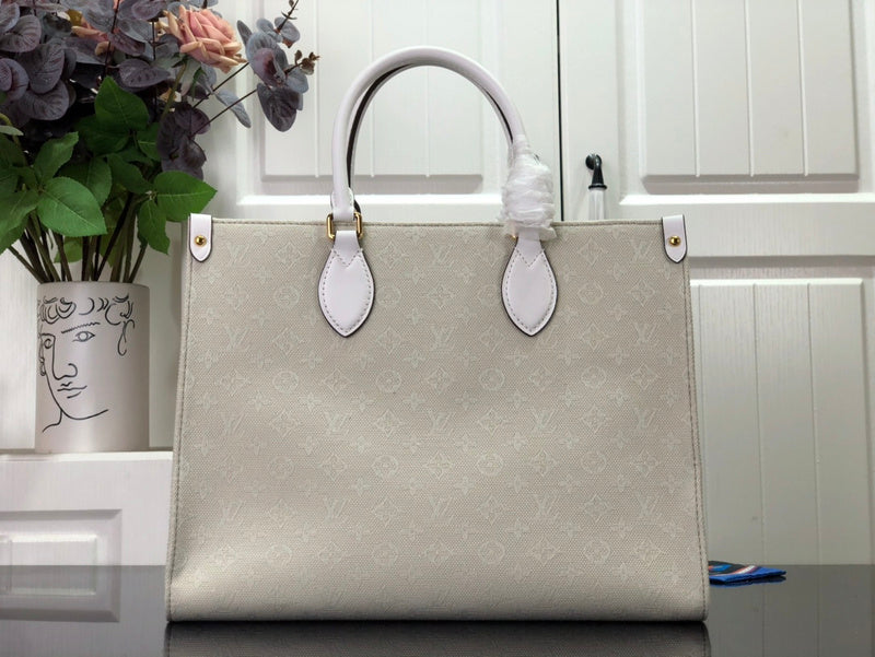 Alice Bags- Louis Vuittons  - 16502