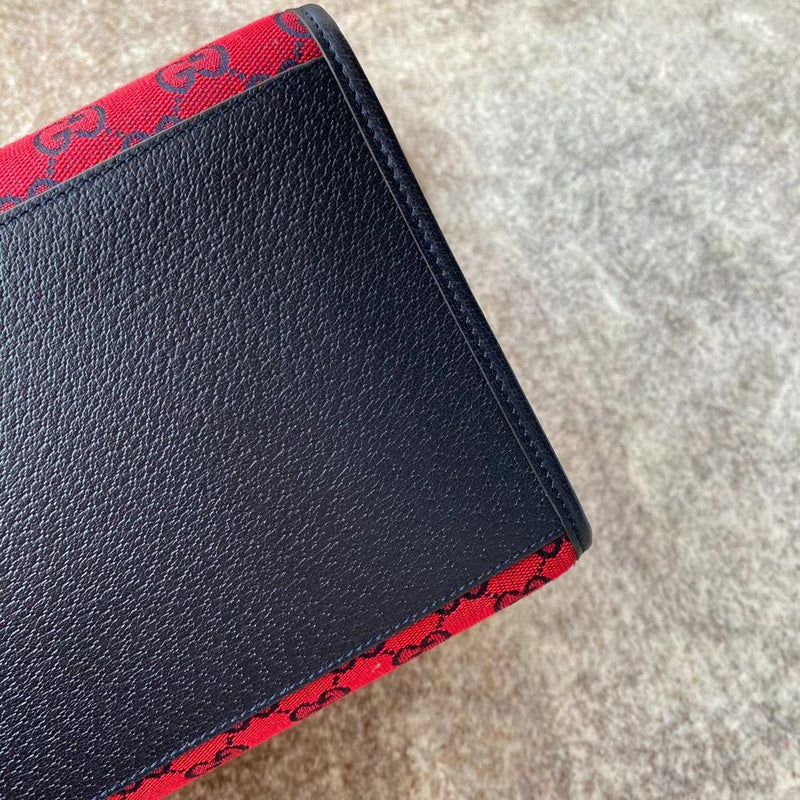 Gucci   Luxury Bags  991