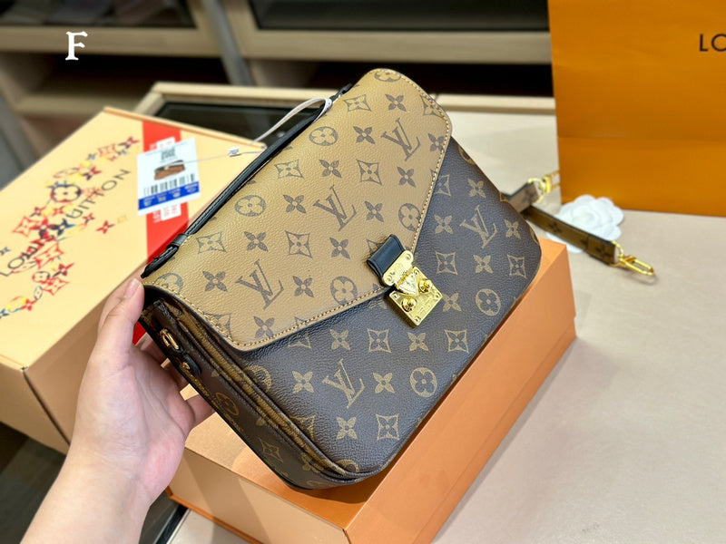 Alice bags - Louis Vuittons  - 15033