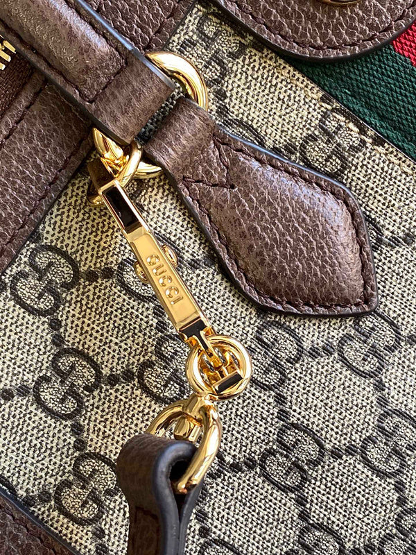 Gucci   Luxury Bags  967