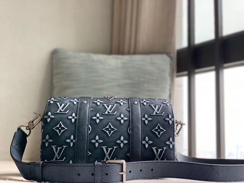 Alice Bags- Louis Vuittons  - 15934