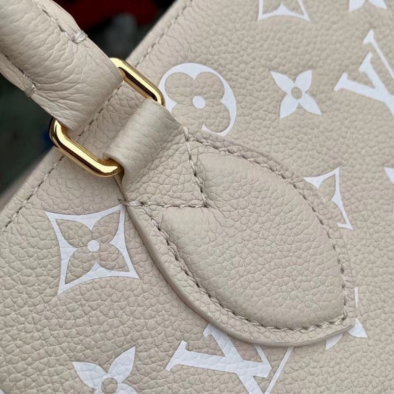 Alice Bags- Louis Vuittons  - 16612