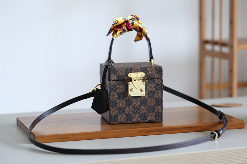 Alice bags - Louis Vuittons  - 9344