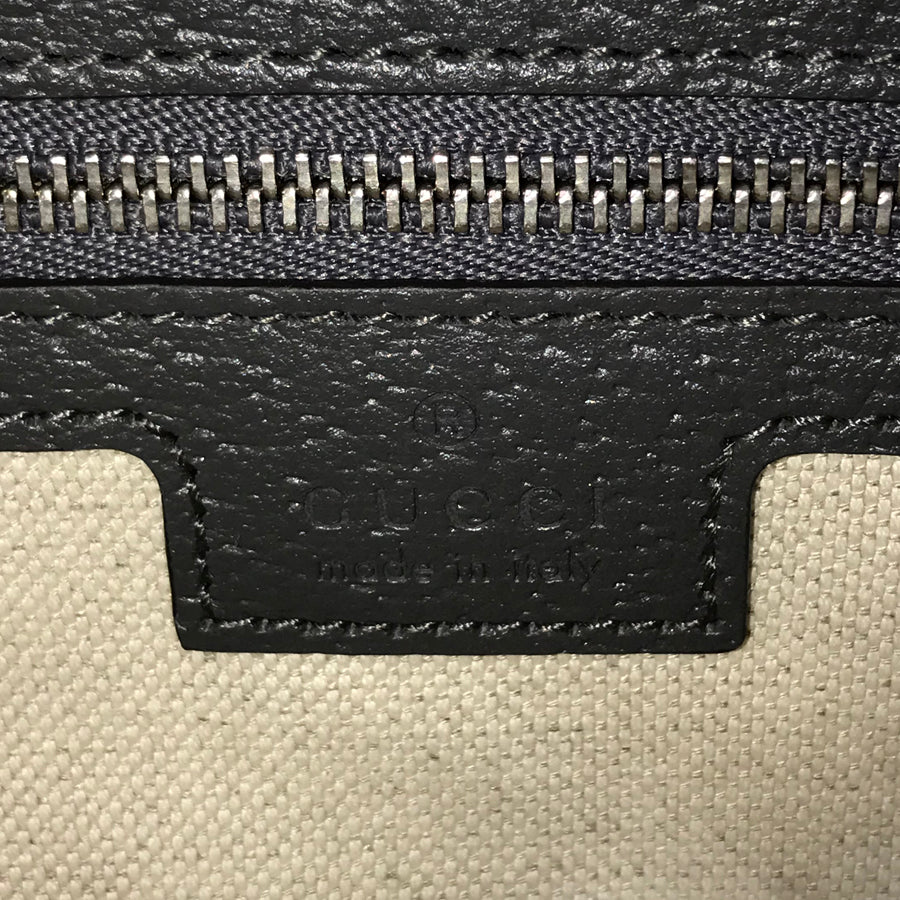 GUCCI GG Supreme 699439 Shoulder bag