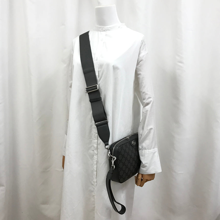 GUCCI GG Supreme 699439 Shoulder bag