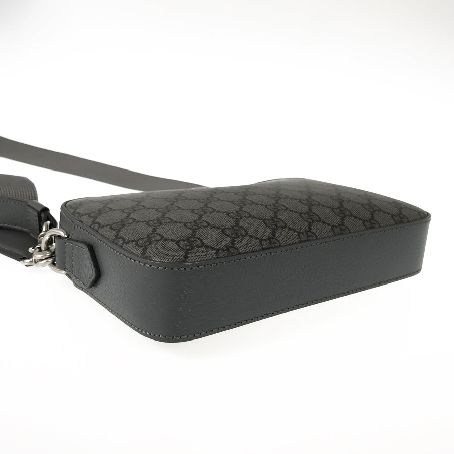 GUCCI GG Supreme 699439 Shoulder bag