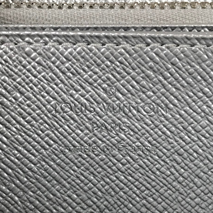 LOUIS VUITTON Epi Zippy Wallet LV night M82794 Long wallet Round zipper