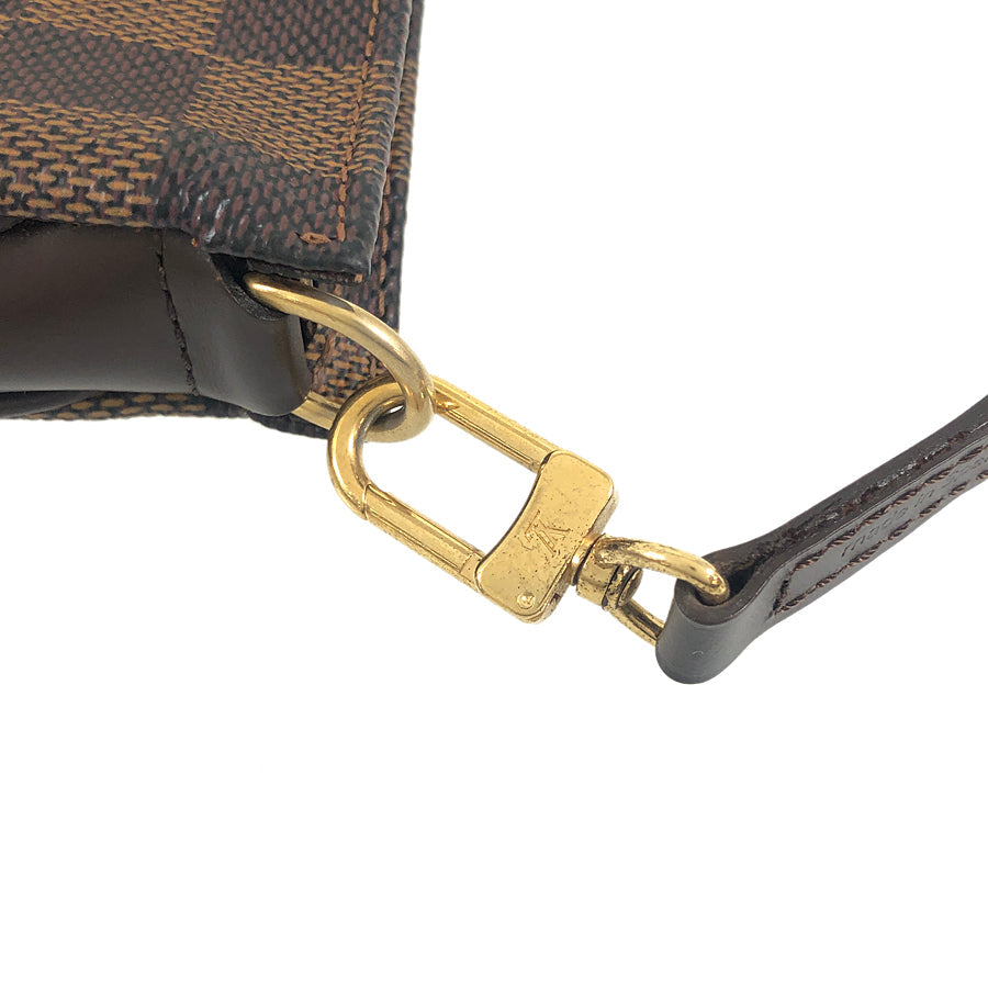LOUIS VUITTON Attached strap missing item Optional shoulder strap included Pouch