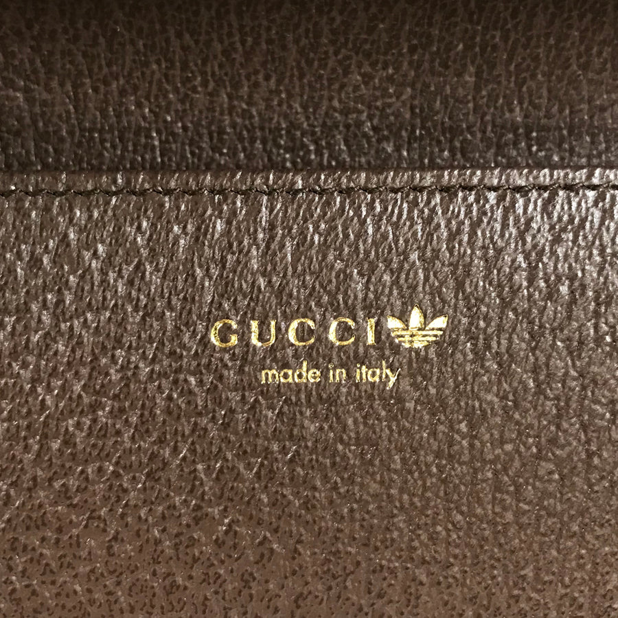 GUCCI GG Crystal 621892 Wallet bag