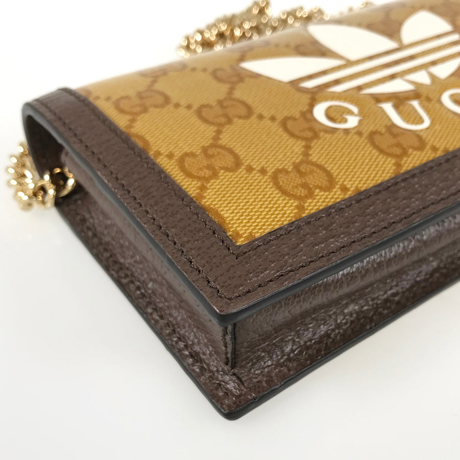 GUCCI GG Crystal 621892 Wallet bag