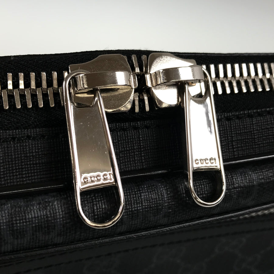 GUCCI GG Supreme 474293 Waist pouch