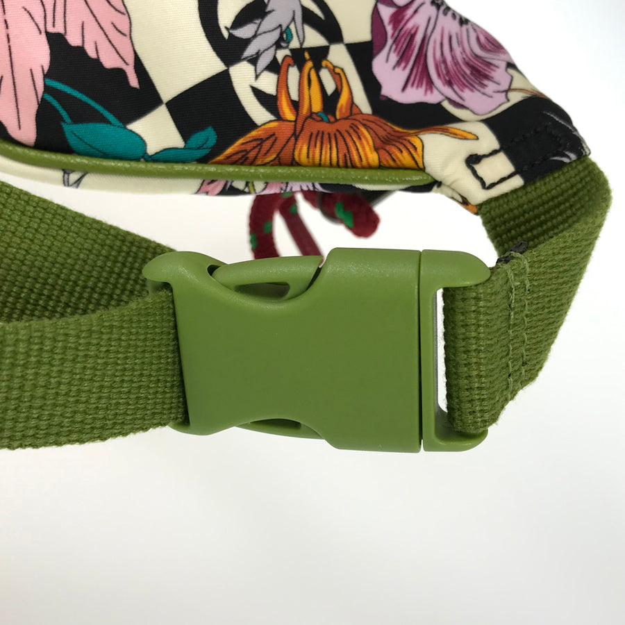 GUCCI 650299 Sling bag