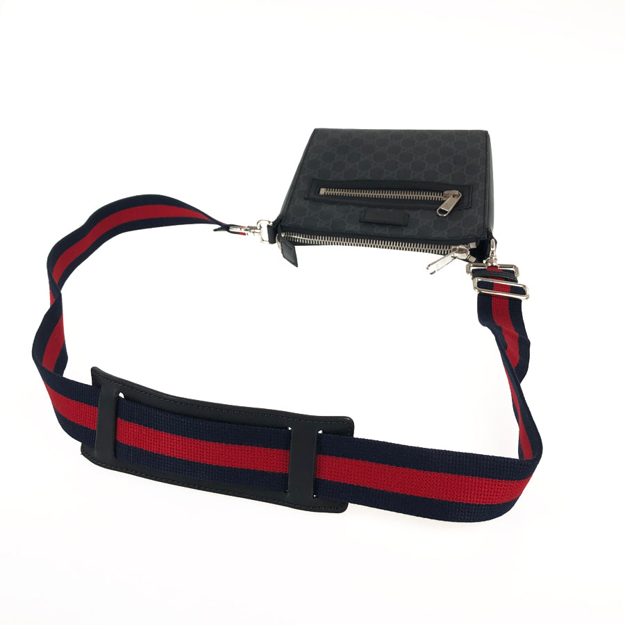 GUCCI GG Supreme small messenger 523599 Shoulder bag