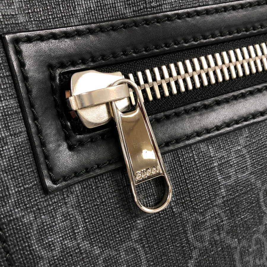 GUCCI GG Supreme small messenger 523599 Shoulder bag