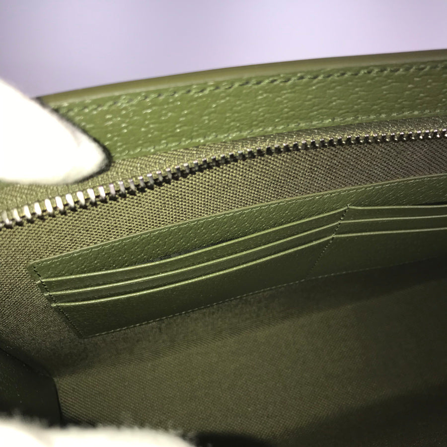 GUCCI GG Supreme 768255 Second bag