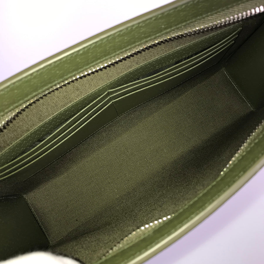 GUCCI GG Supreme 768255 Second bag