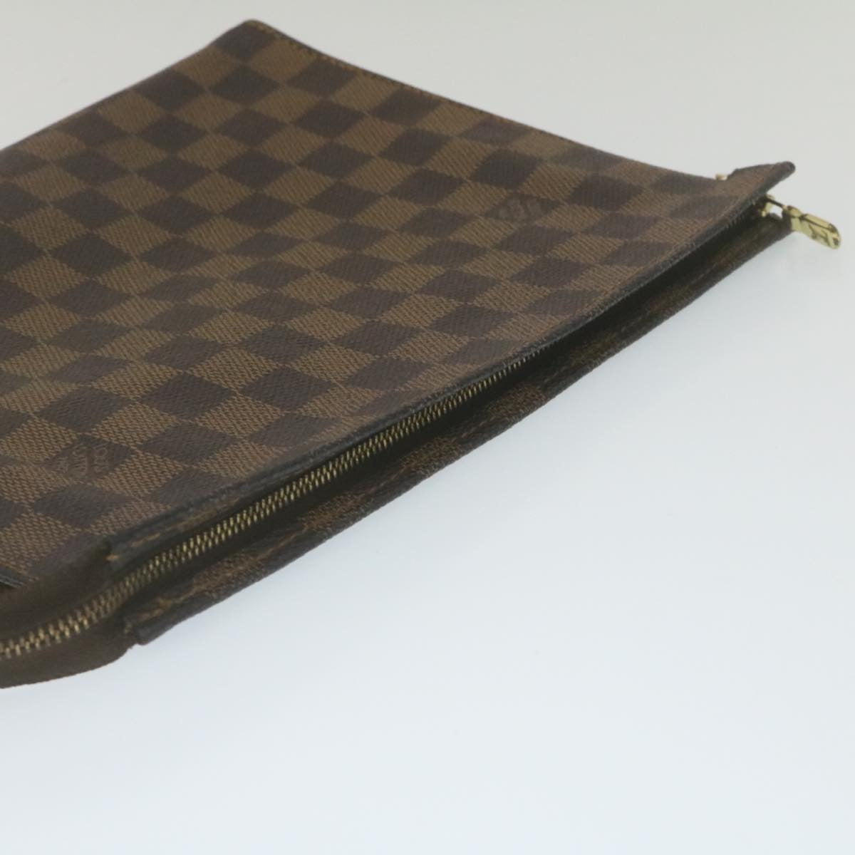 LOUIS VUITTON Damier Ebene Poche Toilette 26 Pouch N47543 LV Auth am2290g