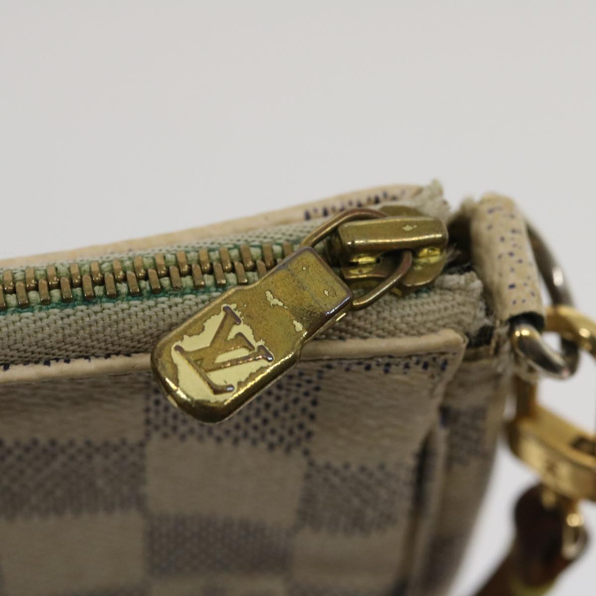LOUIS VUITTON Damier Azur Mini Pochette Accessoires Pouch N58010 LV am2423g