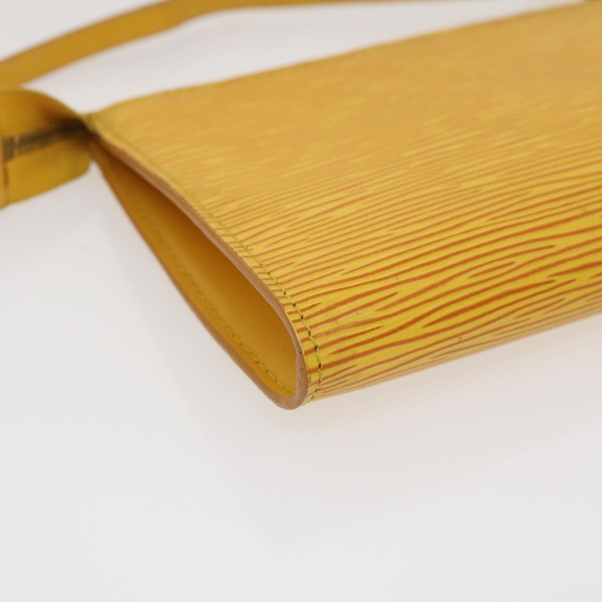 LOUIS VUITTON Epi Pochette Accessoires Pouch Yellow M52989 LV Auth am2512g
