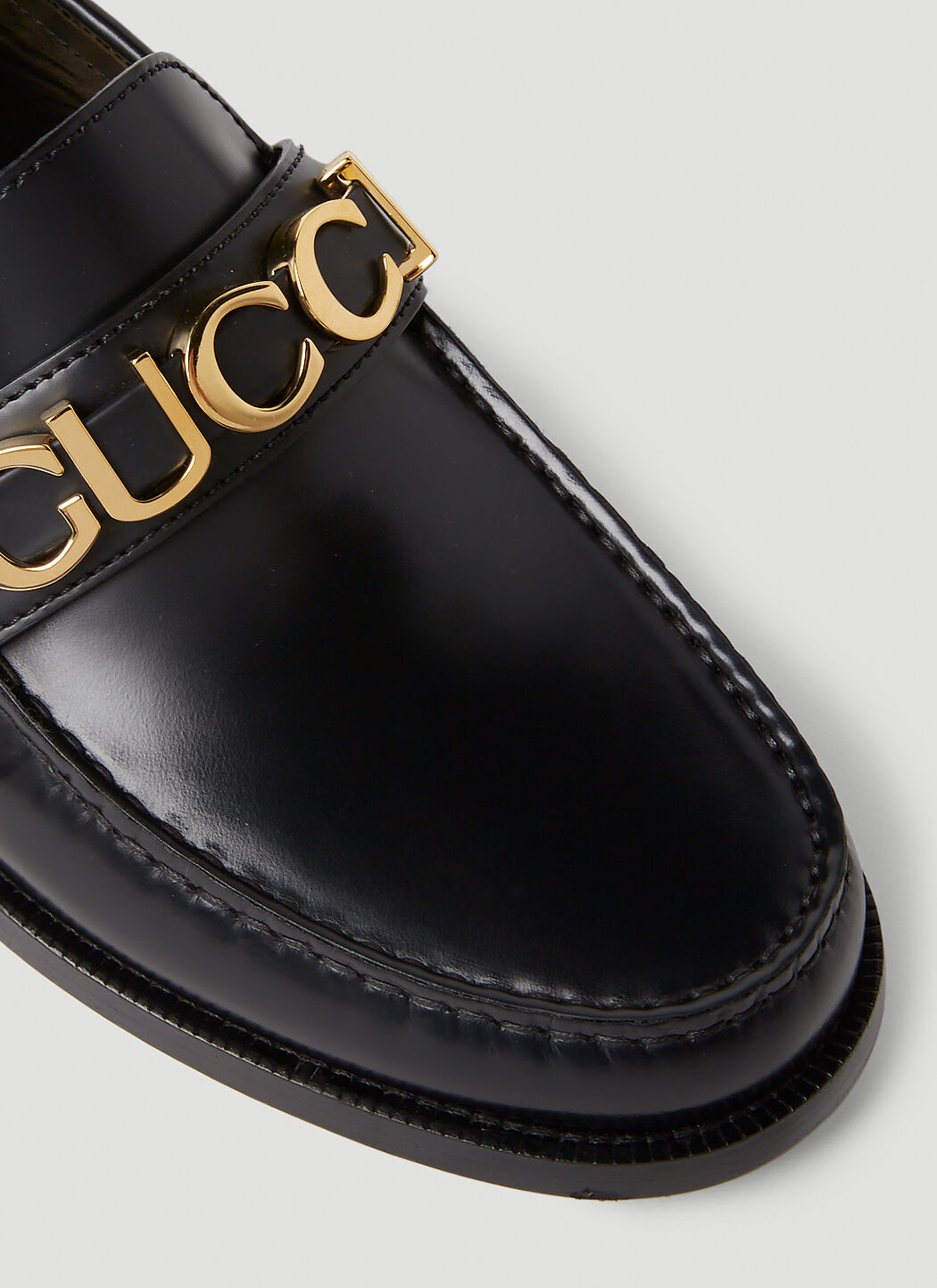 Gucci Men Logo Plaque Loafers