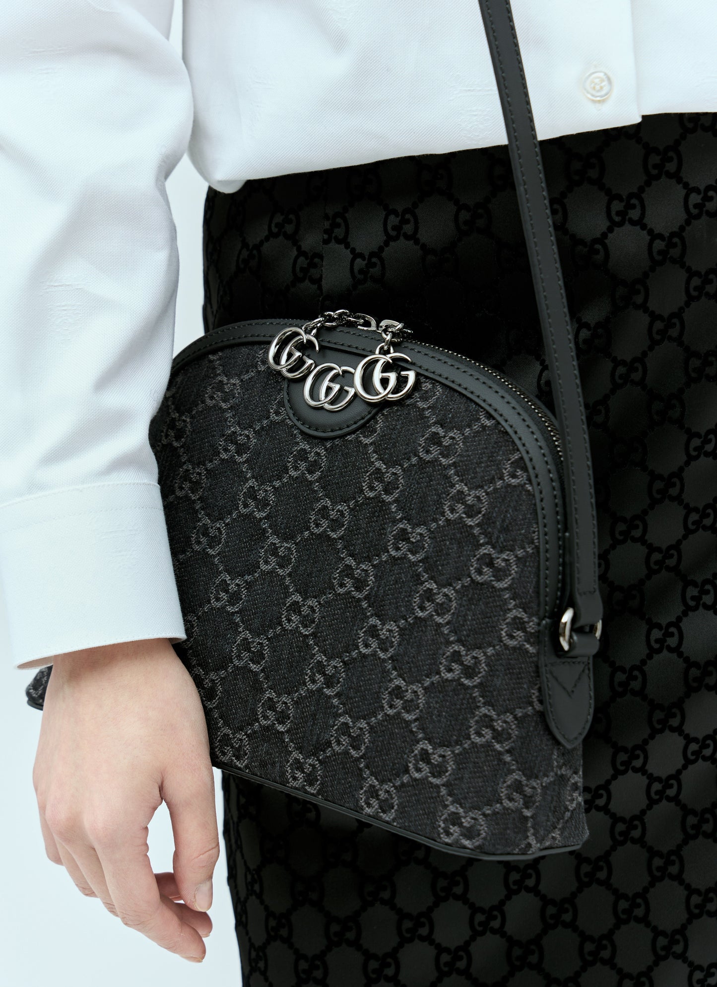 Gucci Women Ophidia Small Shoulder Bag