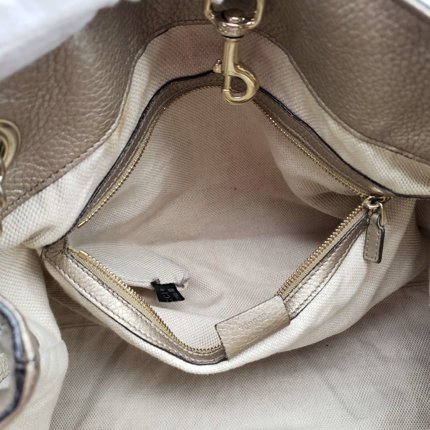 Gucci GG Soho on Chain Medium Shoulder Bag