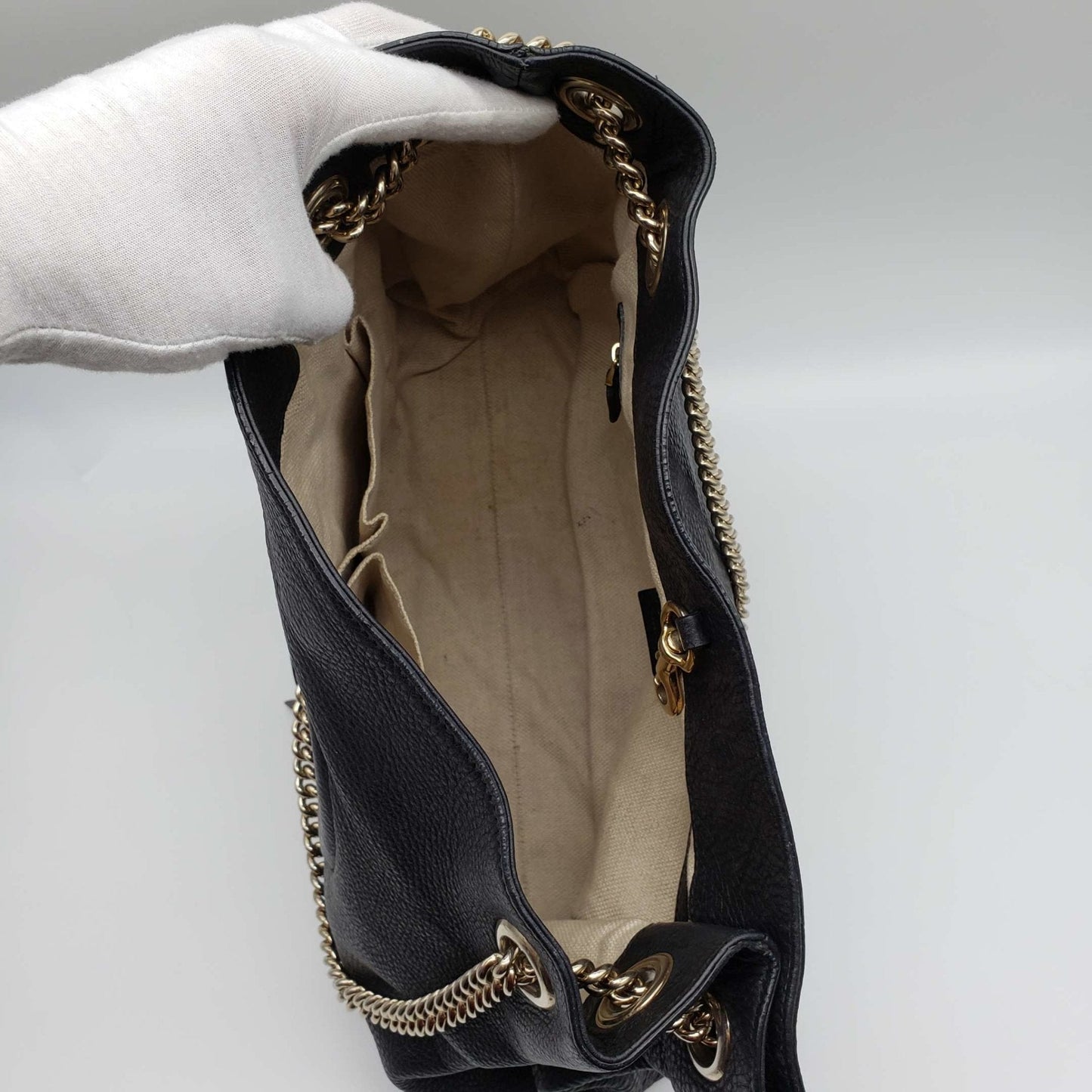 Gucci GG Soho on Chain Medium Shoulder Bag
