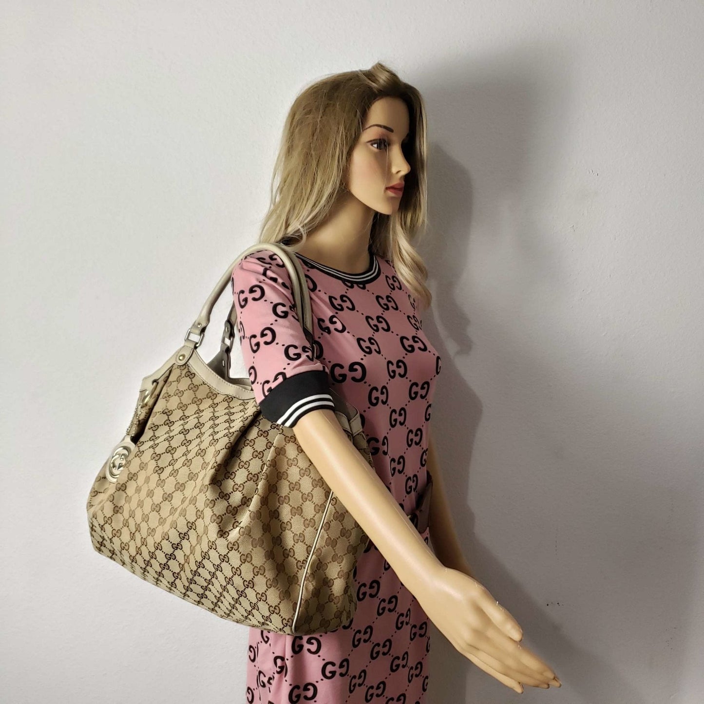 Gucci Sukey Canvas Leather Shoulder Bag
