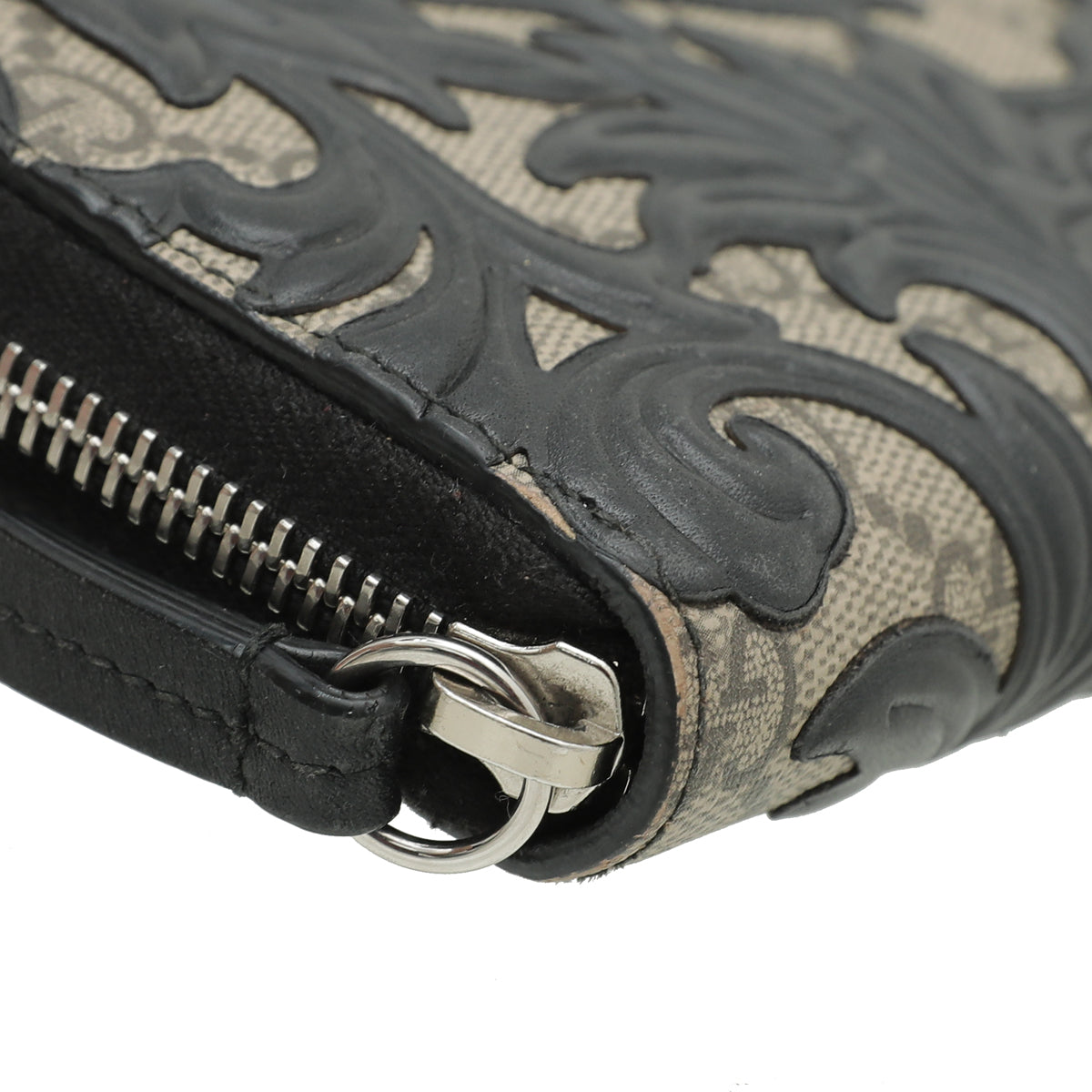 Gucci Bicolor GG Supreme Arabesque Zip Wallet