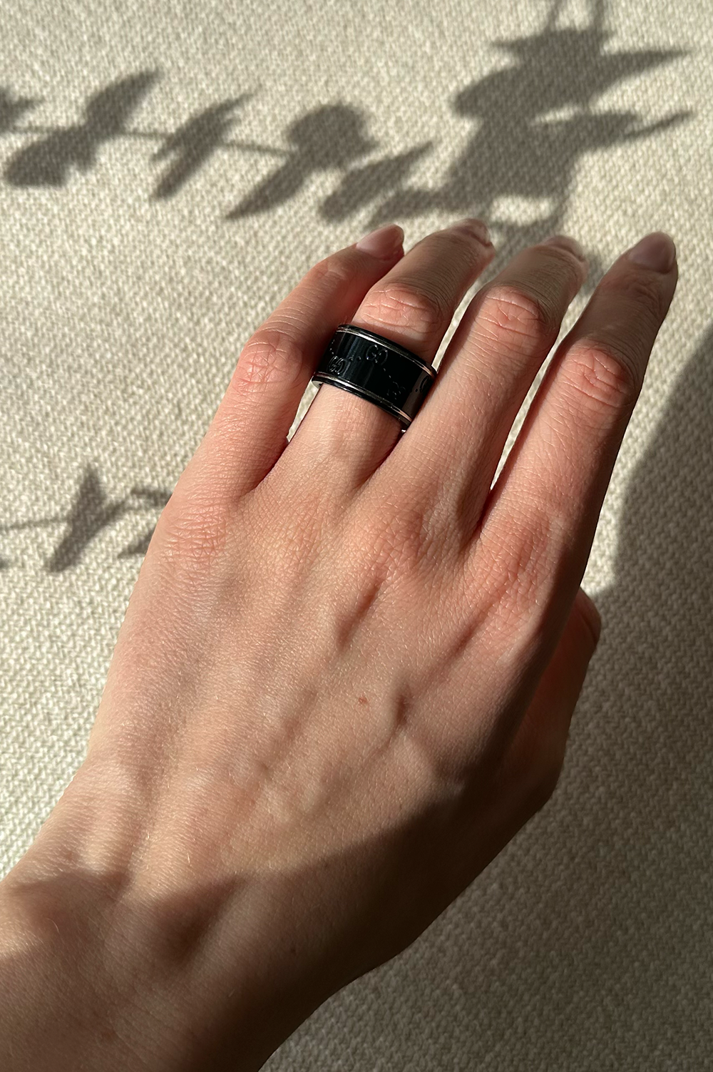GUCCI Wide Icon Band Ring Black 18k White Gold