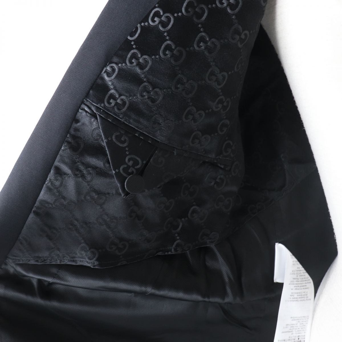 GUCCI coat Outer: 55% cotton, Outer: 45% viscose (rayon), Main: 100% silk, Part: 50% acrylic, Part: 30% polyester black Women Used