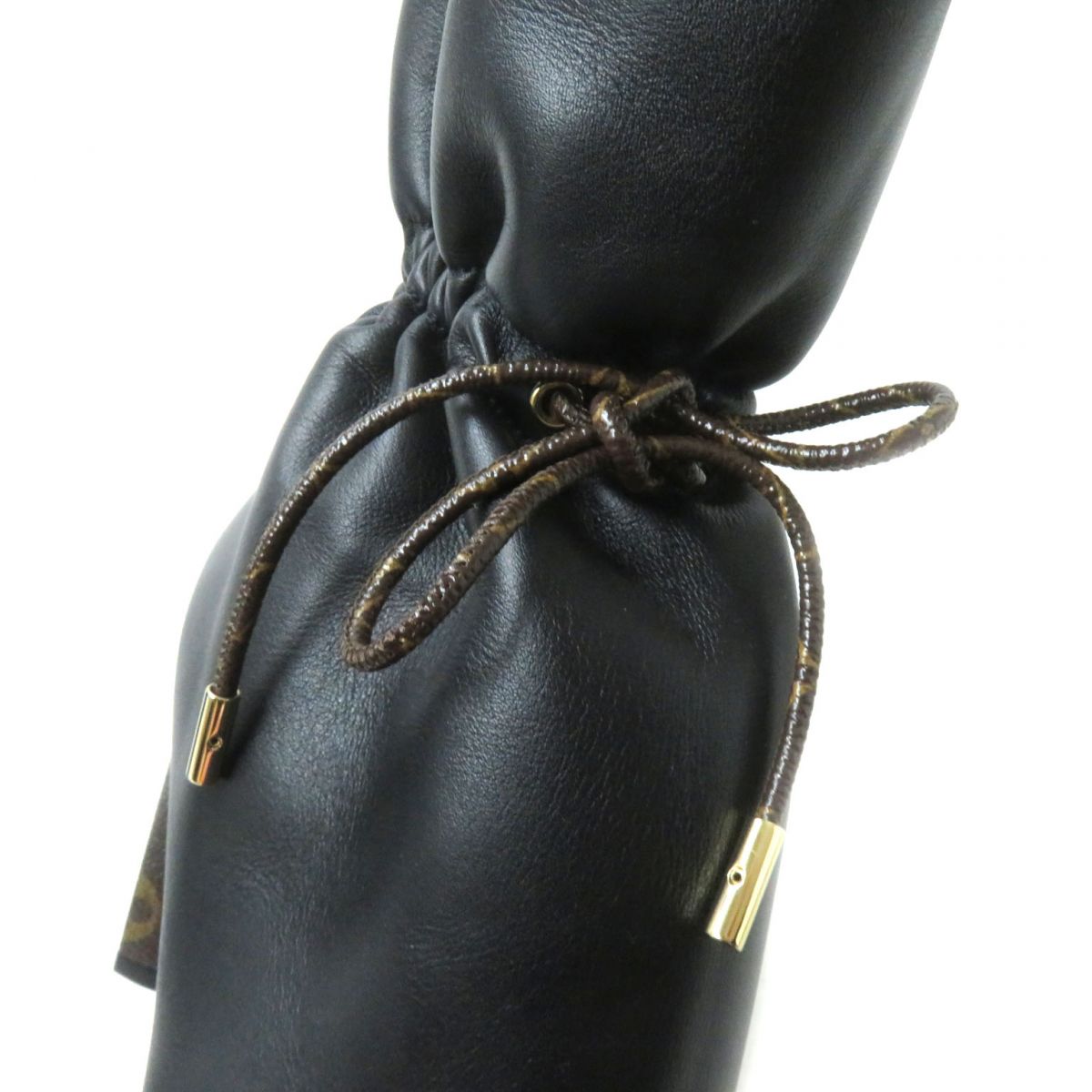 LOUIS VUITTON boots leather black 40