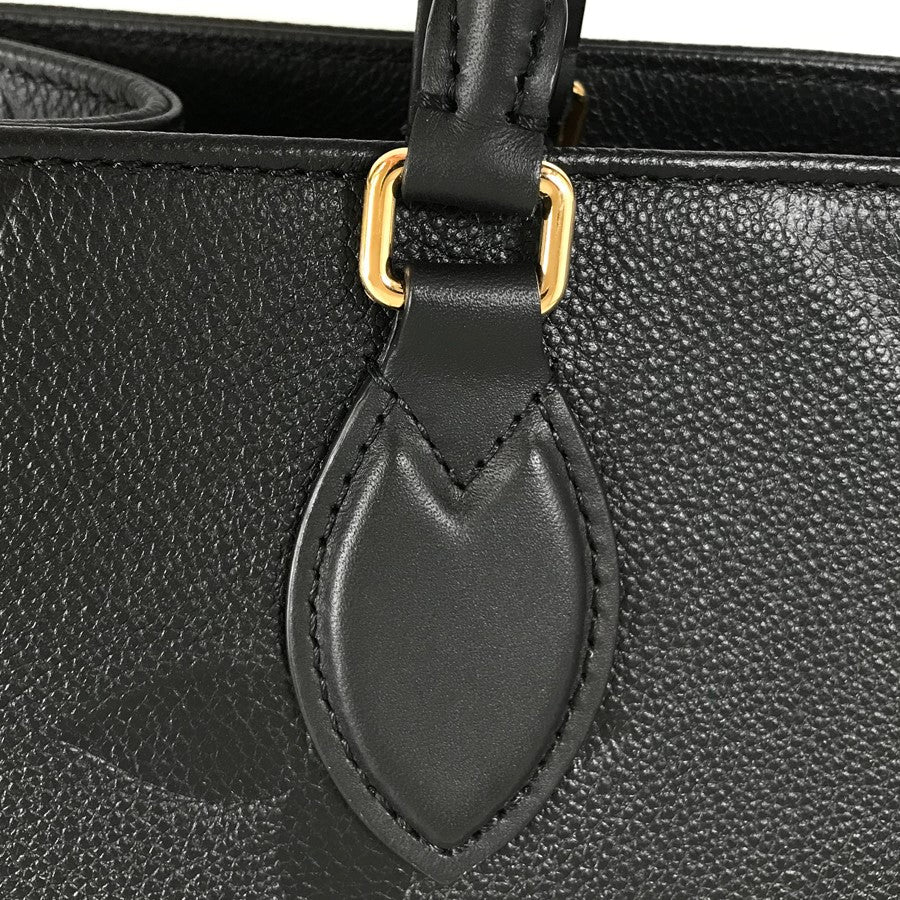 LOUIS VUITTON Handbag