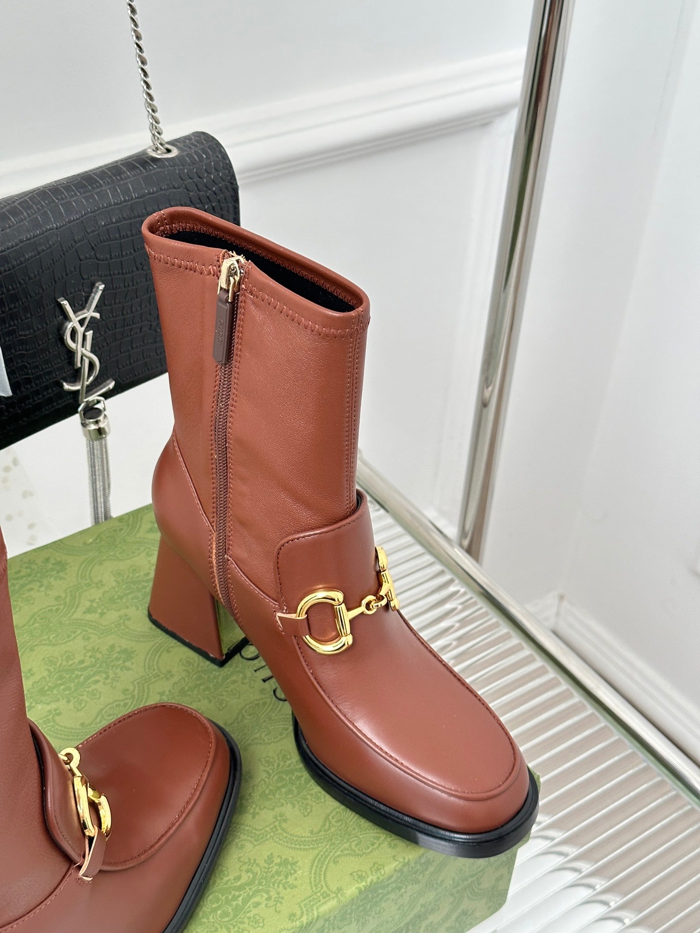 BOTA GUCCI 2023