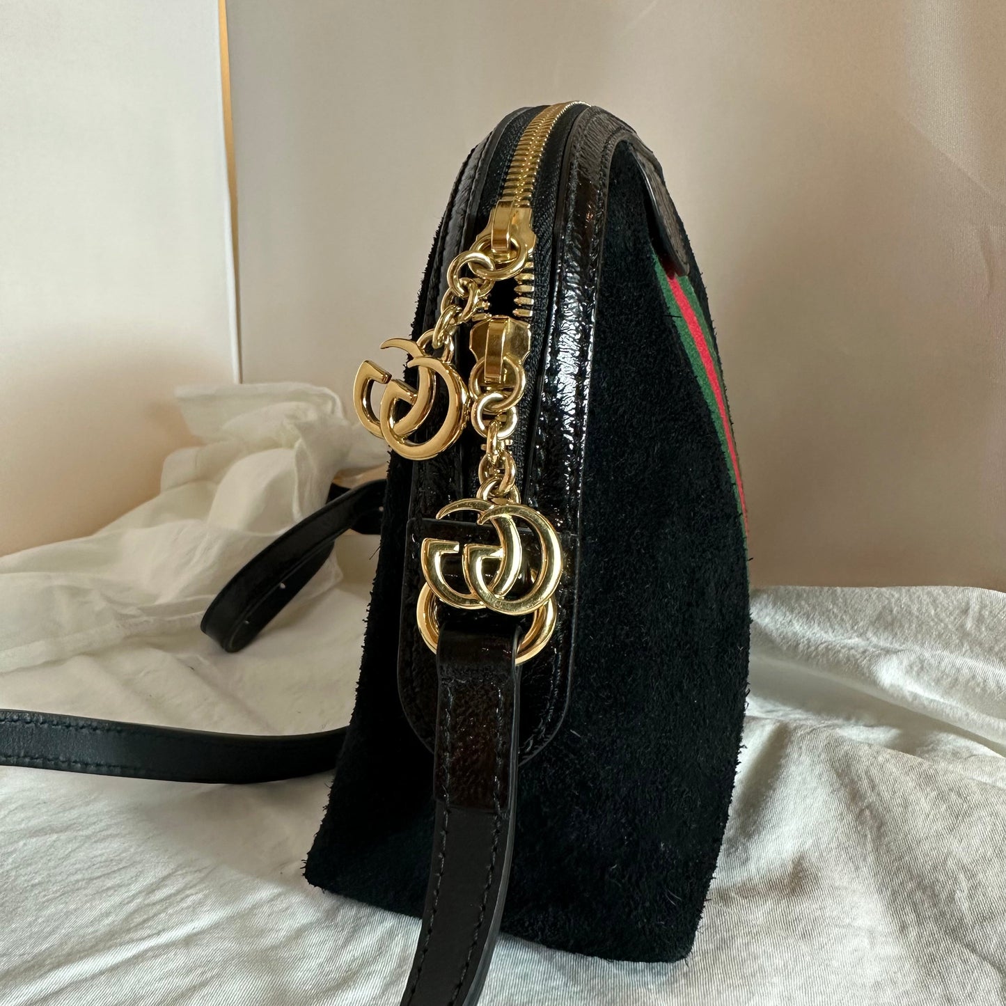 Gucci Ophidia GG Small Suede Shoulder Bag in Black