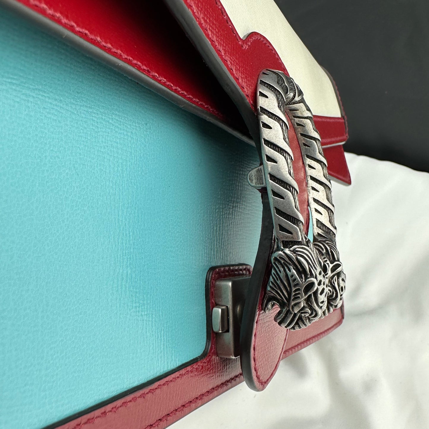 Gucci Small Dionysus Shoulder Bag in Ivory and Blue with Red Trim
