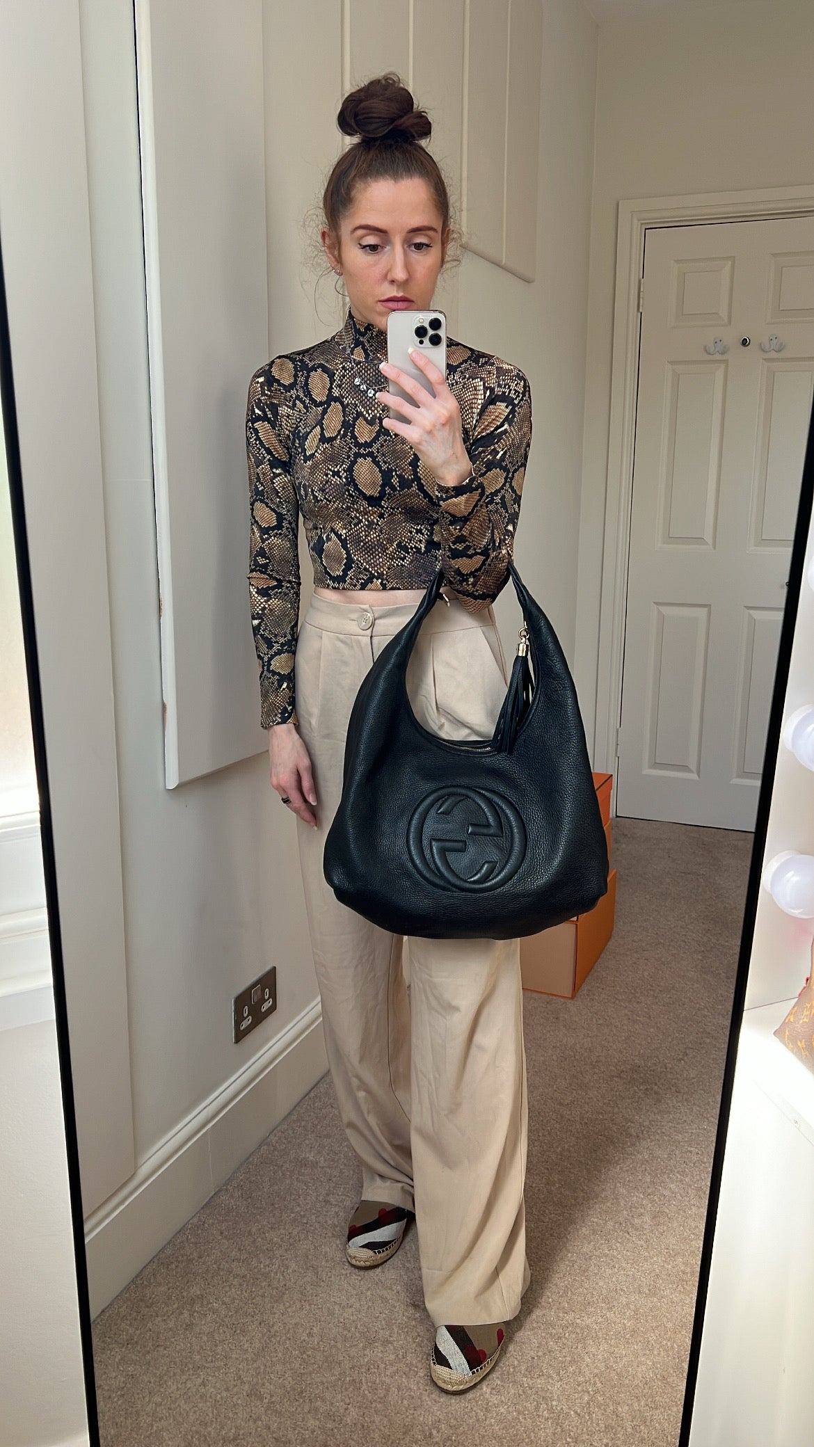 Gucci Soho Large Hobo in Black Pebbled Calfskin