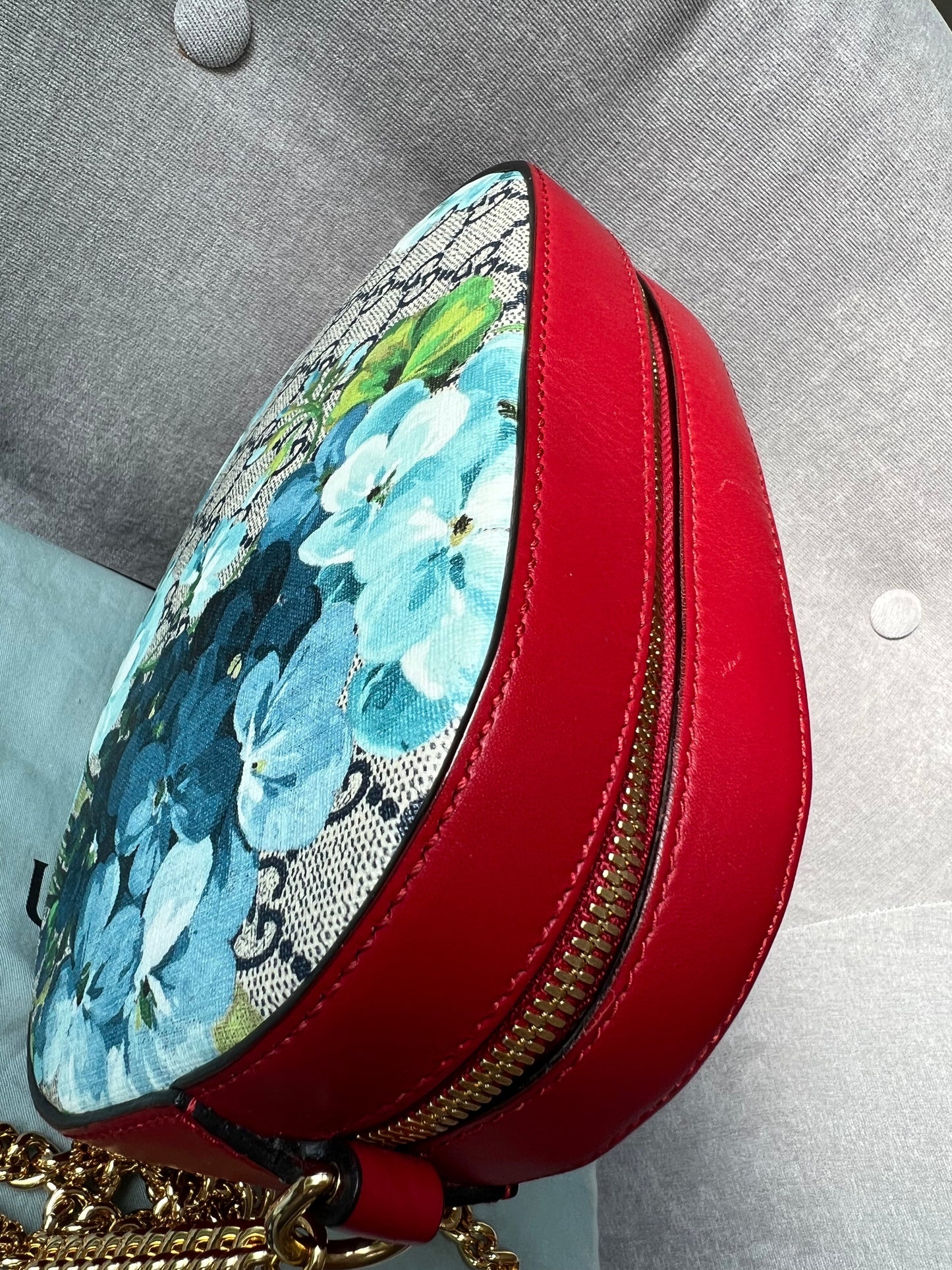 Gucci Dionysus Blooms GG Supreme Chain Mini Bag