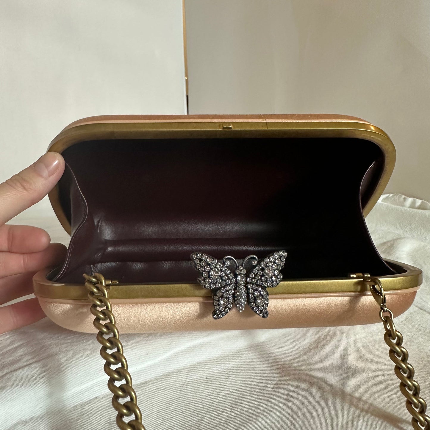 Gucci Broadway Butterfly Handbag Clutch in Apricot Pink