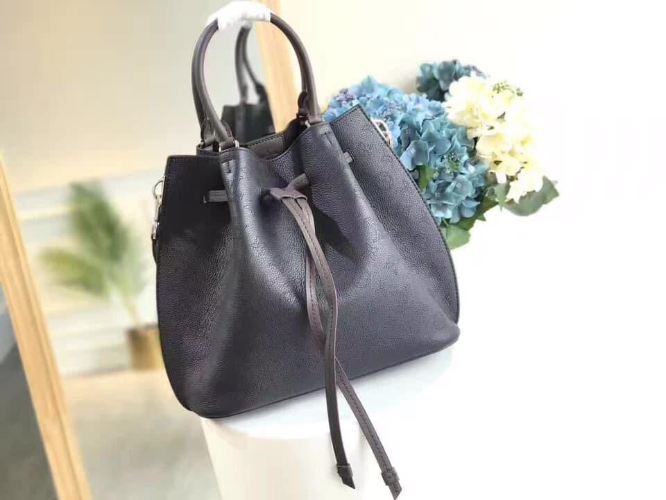 Louis Vuitton Girolata handbag